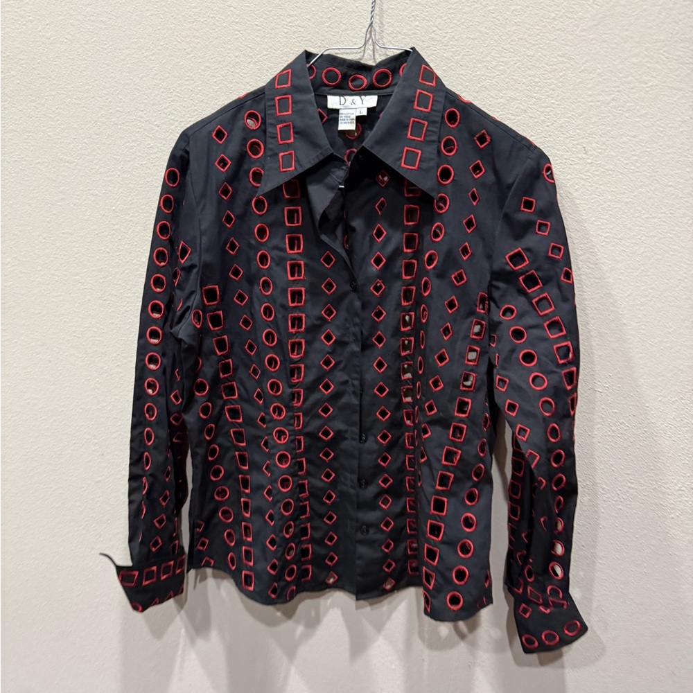 D & Y Button Up Top Womens Size XL Black Red Cotton Long Sleeve